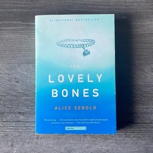 The Lovely Bones Novel - By Alice Sebold